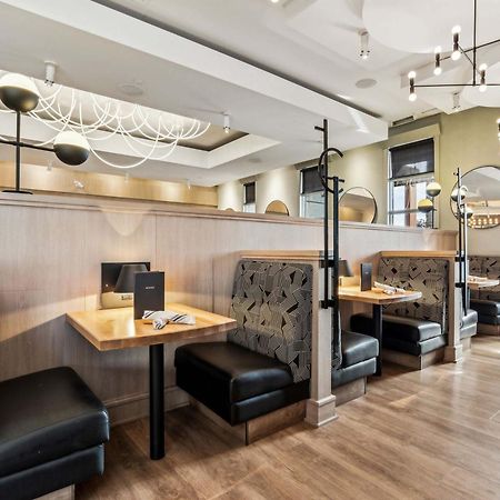 Sandman Signature Calgary Airport Hotel Exterior foto