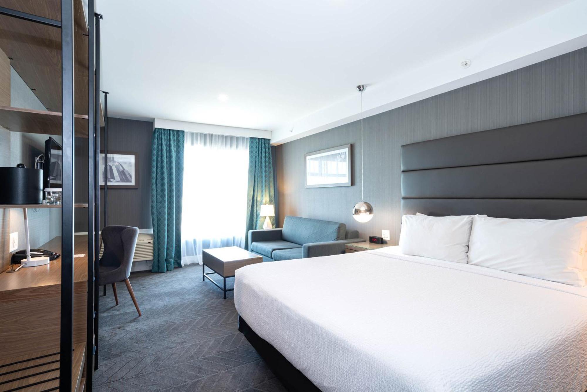 Sandman Signature Calgary Airport Hotel Exterior foto